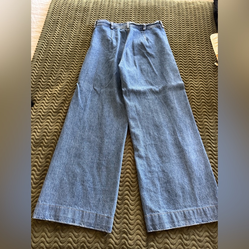Jesse Kamm High-Rise Wide Leg Jeans in Medium Blue - Picture 3 of 7